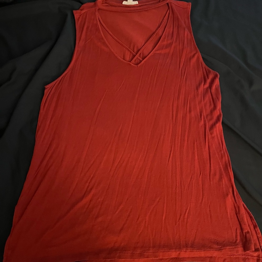 Women’s Ultra Flirt rust color top in size xl